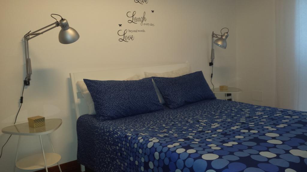 Apartment Oltremarestudios Naples Chambre photo